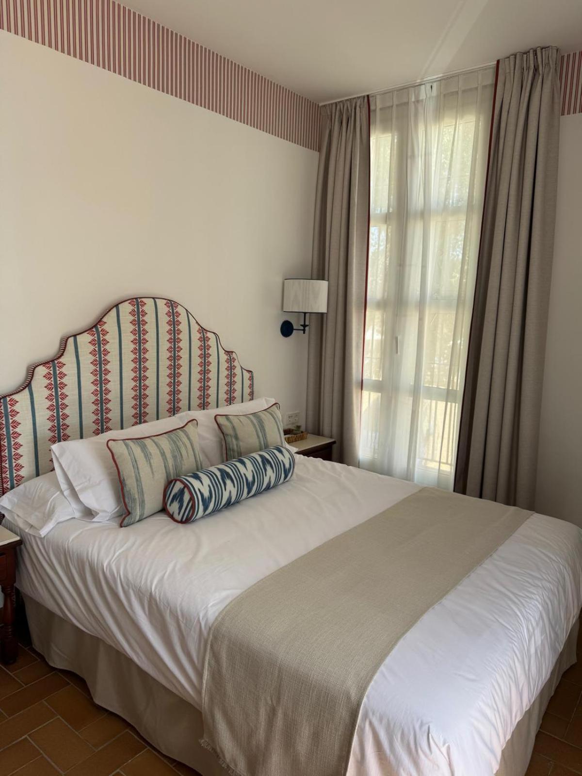 Hotel Toruno Del Rocio エル・ロシオ エクステリア 写真